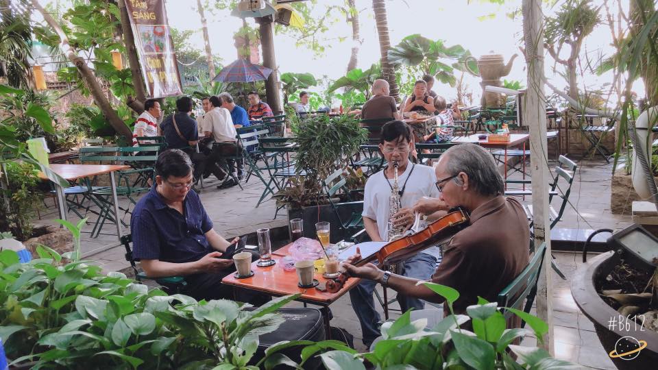 Cafe trịnh xưa và nay